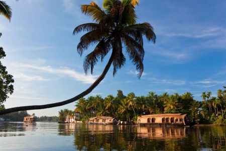 Best Taxi Routes for Traveling from Mangalore to Kerala - New Mangalore Cabs